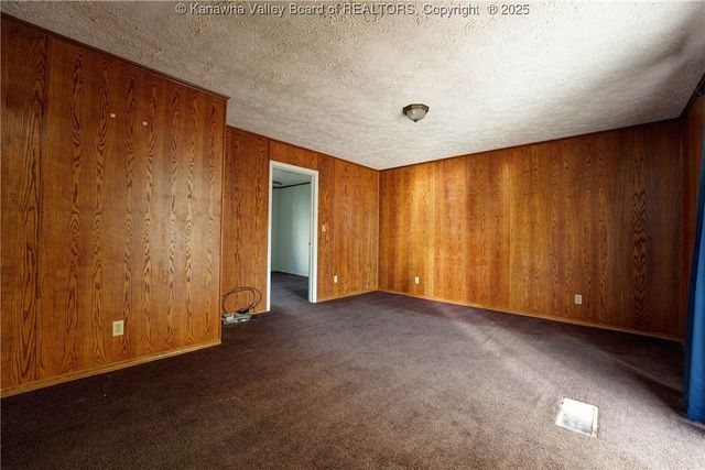 248 1st Avenue, Ripley, WV 25271