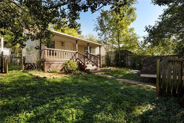 248 1st Avenue, Ripley, WV 25271