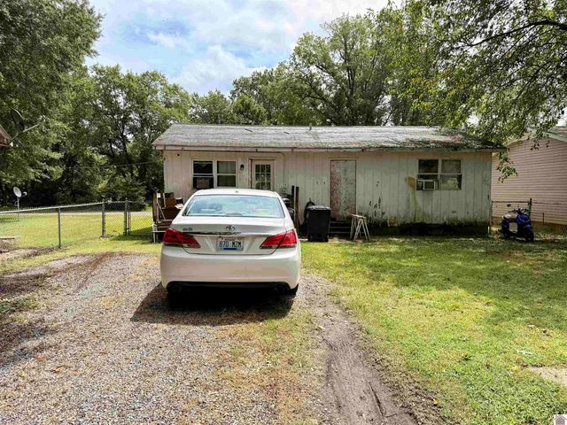 2811 Bradley St, Paducah, KY 42003