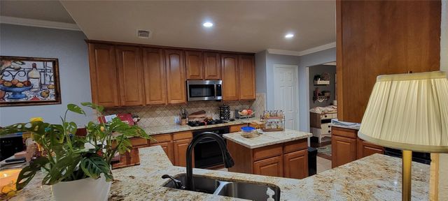 12314 Brentleywood Lane, Houston, TX 77070