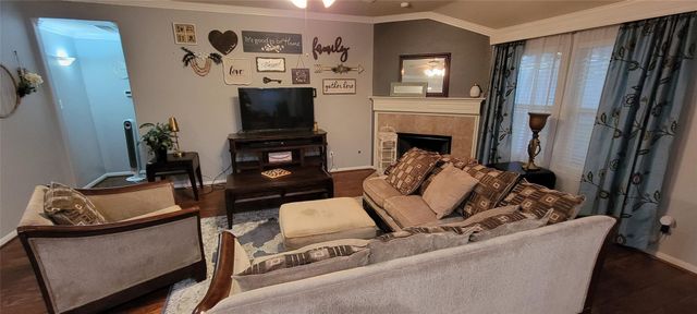 12314 Brentleywood Lane, Houston, TX 77070
