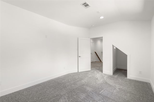 1216 S Hill Street, Alvin, TX 77511