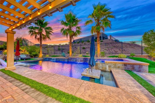 70 Portezza Drive, Henderson, NV 89011