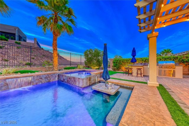 70 Portezza Drive, Henderson, NV 89011