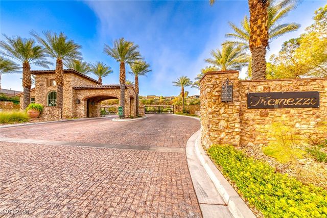 70 Portezza Drive, Henderson, NV 89011