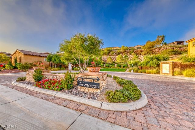 70 Portezza Drive, Henderson, NV 89011