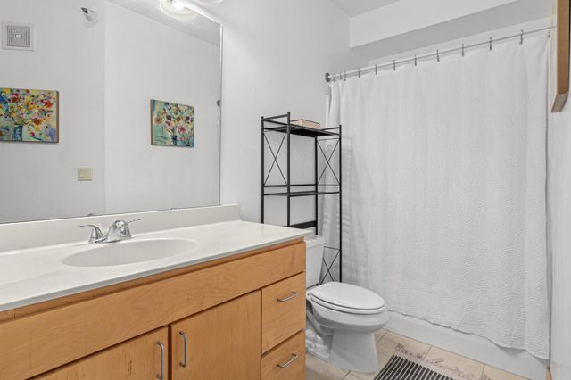 2600 University SE 319, Minneapolis, MN 55414