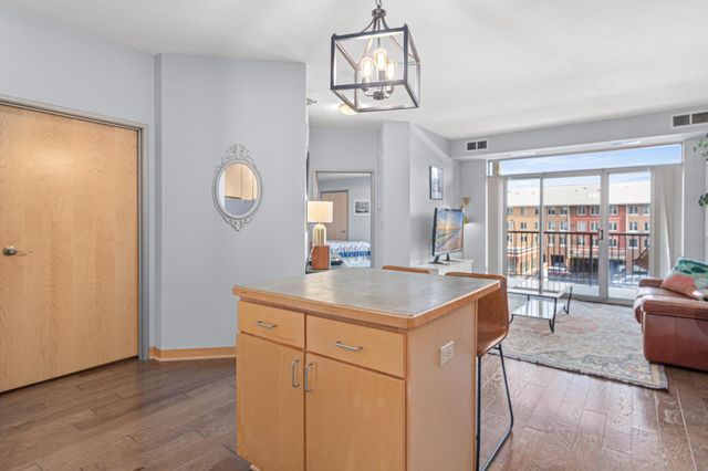 2600 University SE 319, Minneapolis, MN 55414