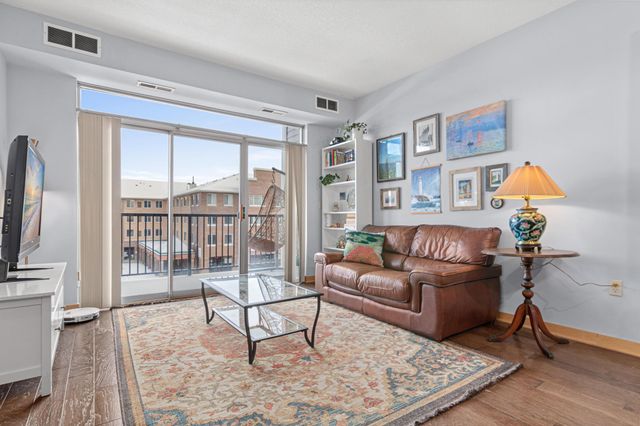 2600 University SE 319, Minneapolis, MN 55414