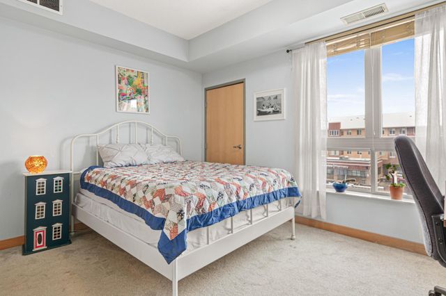2600 University SE 319, Minneapolis, MN 55414