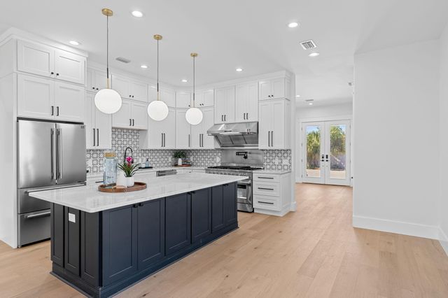 848 Tropic Avenue, Fort Walton Beach, FL 32548