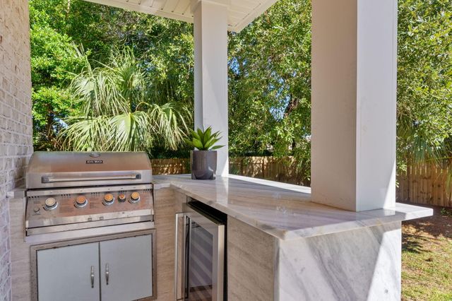 848 Tropic Avenue, Fort Walton Beach, FL 32548