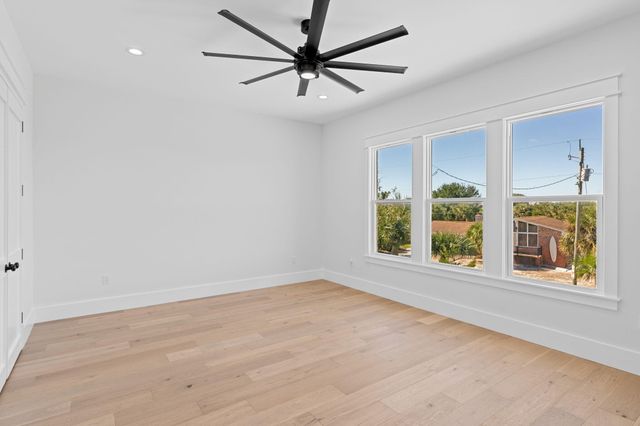 848 Tropic Avenue, Fort Walton Beach, FL 32548