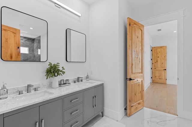 848 Tropic Avenue, Fort Walton Beach, FL 32548