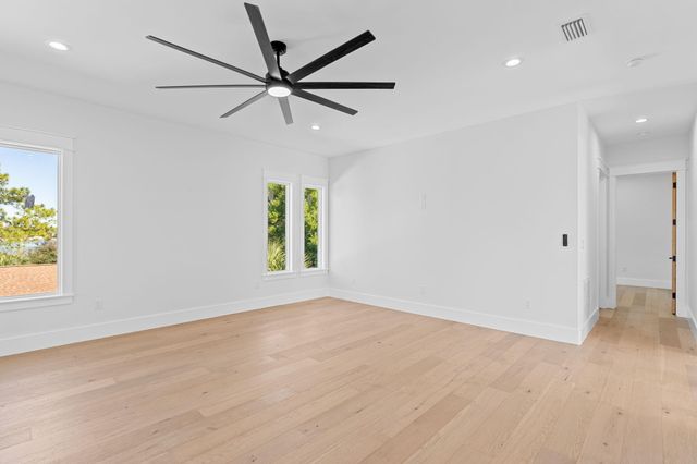 848 Tropic Avenue, Fort Walton Beach, FL 32548