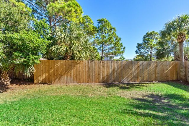 848 Tropic Avenue, Fort Walton Beach, FL 32548