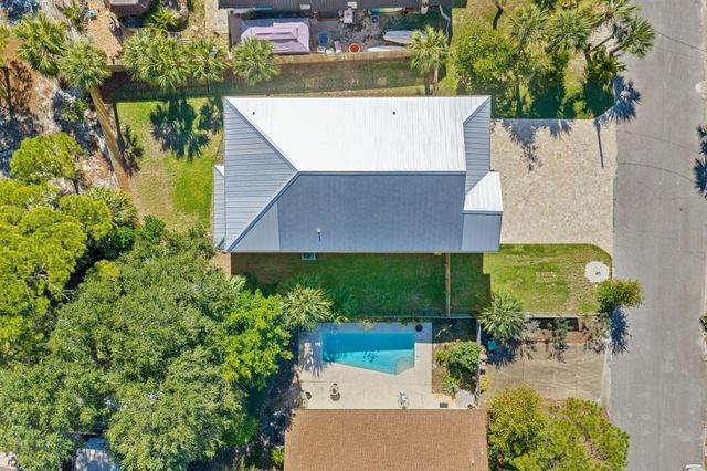 848 Tropic Avenue, Fort Walton Beach, FL 32548