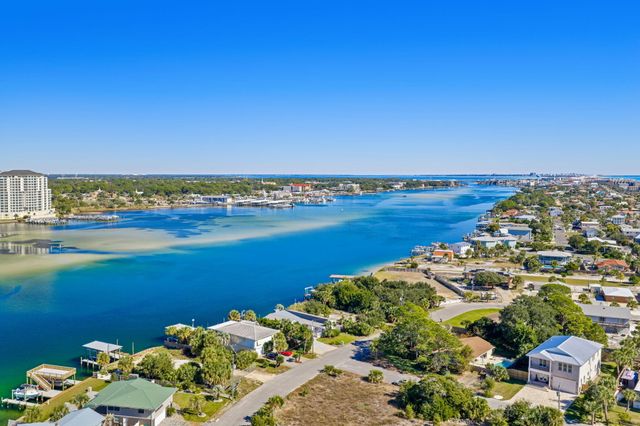 848 Tropic Avenue, Fort Walton Beach, FL 32548