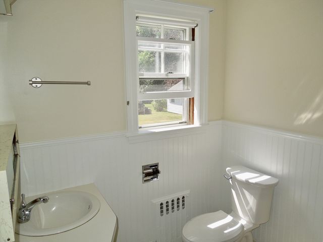 2 Briarwood Court, Kingston, MA 02364