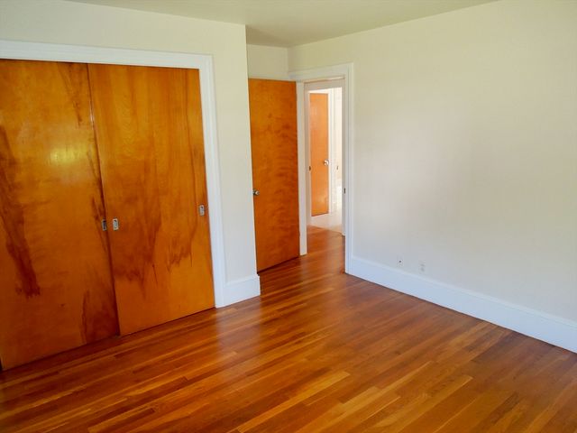 2 Briarwood Court, Kingston, MA 02364