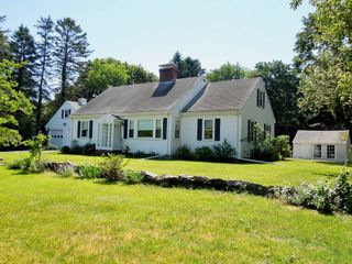 2 Briarwood Court, Kingston, MA 02364