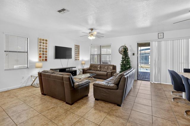 9107 EL CARO LANE, Davenport, FL 33896