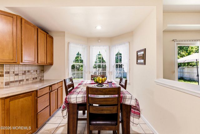 2433 Huckleberry Road, Manchester, NJ 08759