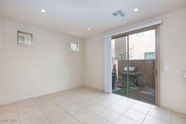 9748 Villa Lorena Avenue, Las Vegas, NV 89147