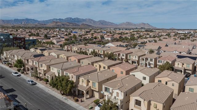 9748 Villa Lorena Avenue, Las Vegas, NV 89147