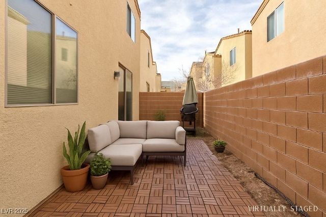 9748 Villa Lorena Avenue, Las Vegas, NV 89147