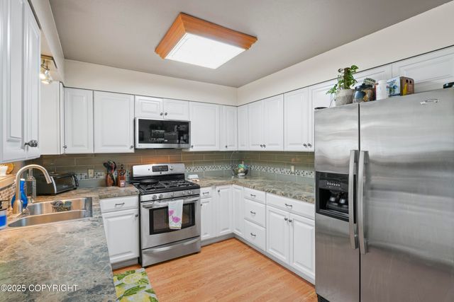 10711 Colville Street, Eagle River, AK 99577