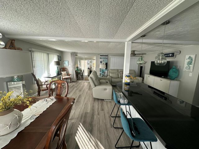 8281 South Street, Boca Raton, FL 33433