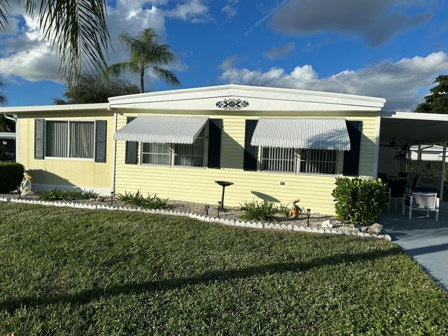 8281 South Street, Boca Raton, FL 33433