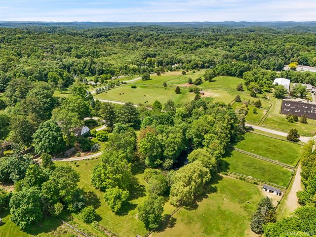 111 Stone Bridge Lane, Bedford Hills, NY 10507
