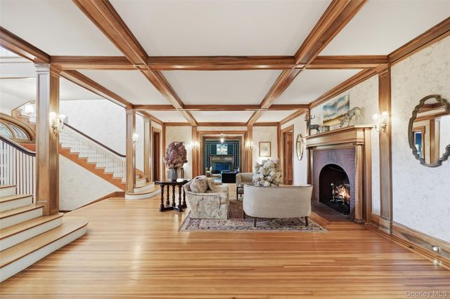 111 Stone Bridge Lane, Bedford Hills, NY 10507