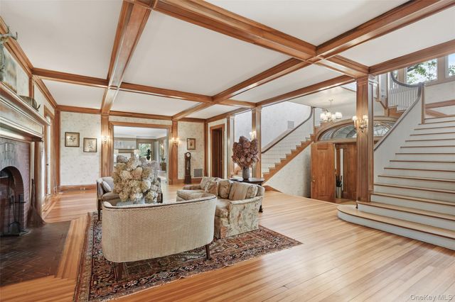 111 Stone Bridge Lane, Bedford Hills, NY 10507
