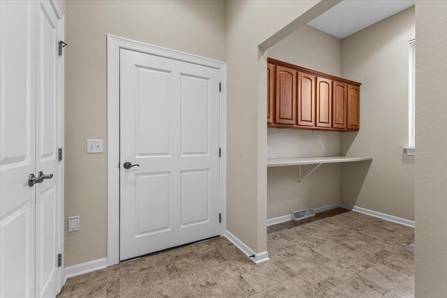 8361 S 44th STREET, Franklin, WI 53132