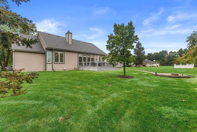 8361 S 44th STREET, Franklin, WI 53132