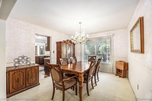 121 Allen Lake Drive, White Lake, MI 48386