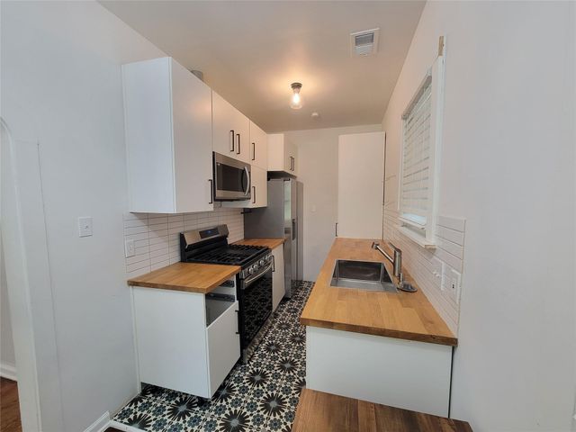 306 W 42nd ST, Austin, TX 78751