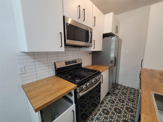 306 W 42nd ST, Austin, TX 78751