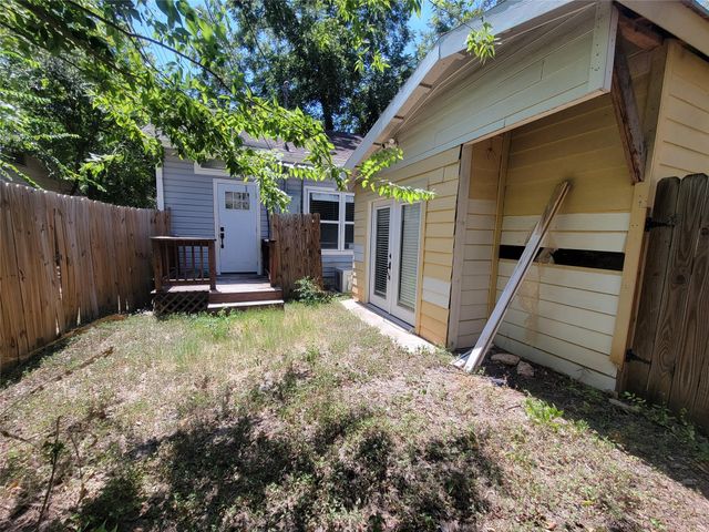 306 W 42nd ST, Austin, TX 78751