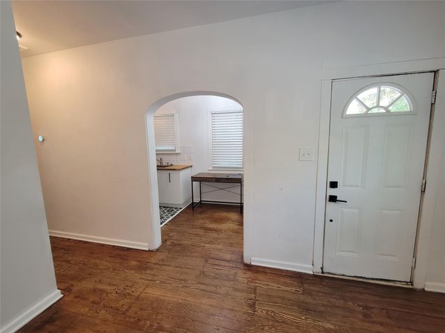 306 W 42nd ST, Austin, TX 78751