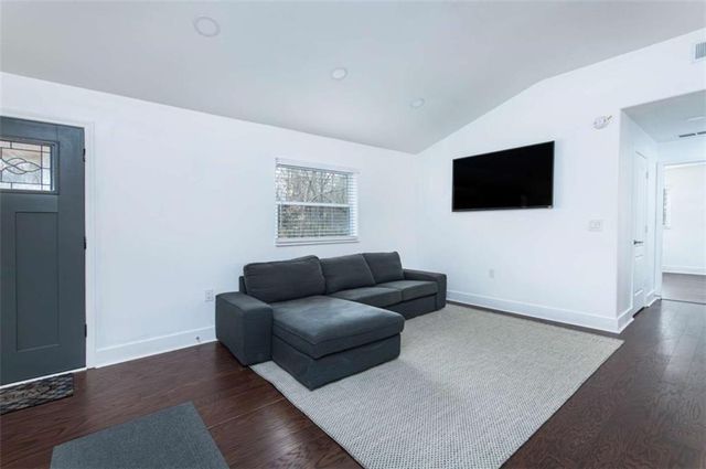 44 Pittman Drive, Whitesburg, GA 30185