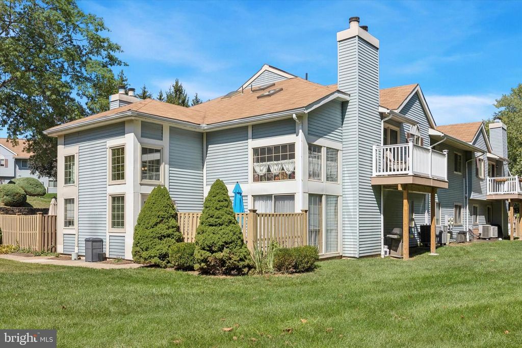 44 BROOKSIDE CT #44, Horsham, PA 19044