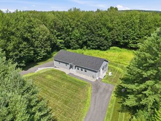85 Waid Rd, Monson, MA 01057