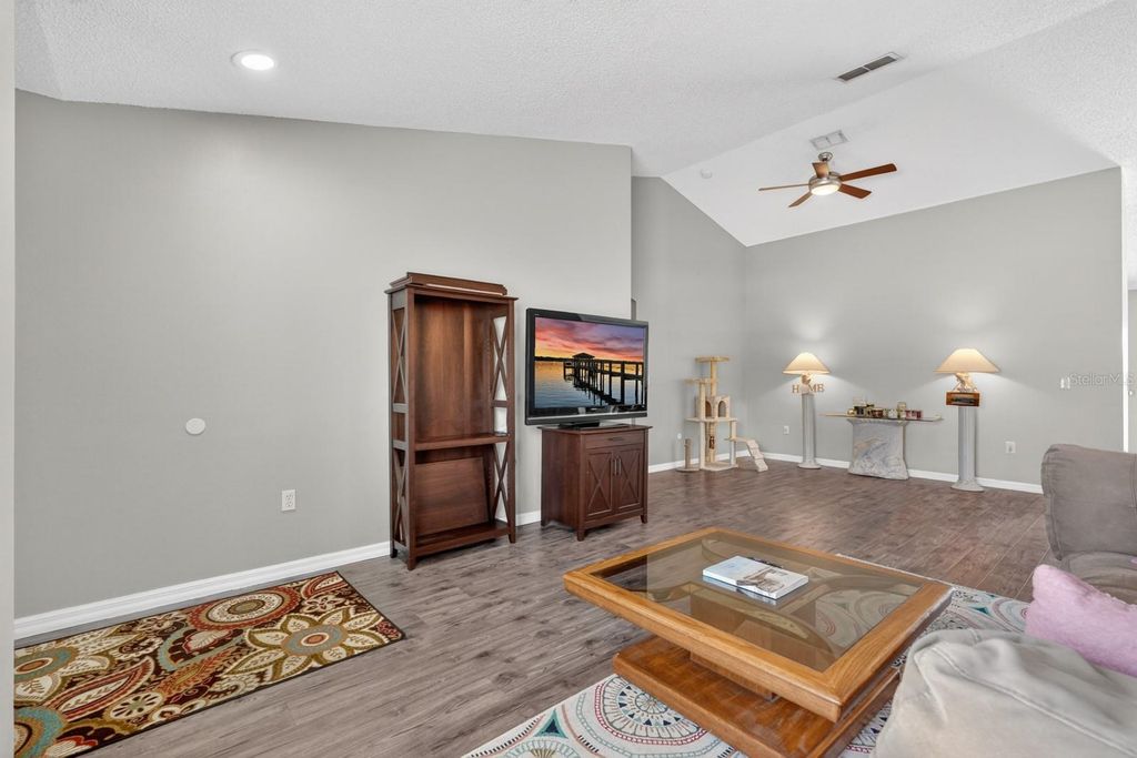 Image 4 of property listing at 14 RANDOM PLACE, Palm Coast, FL 32164