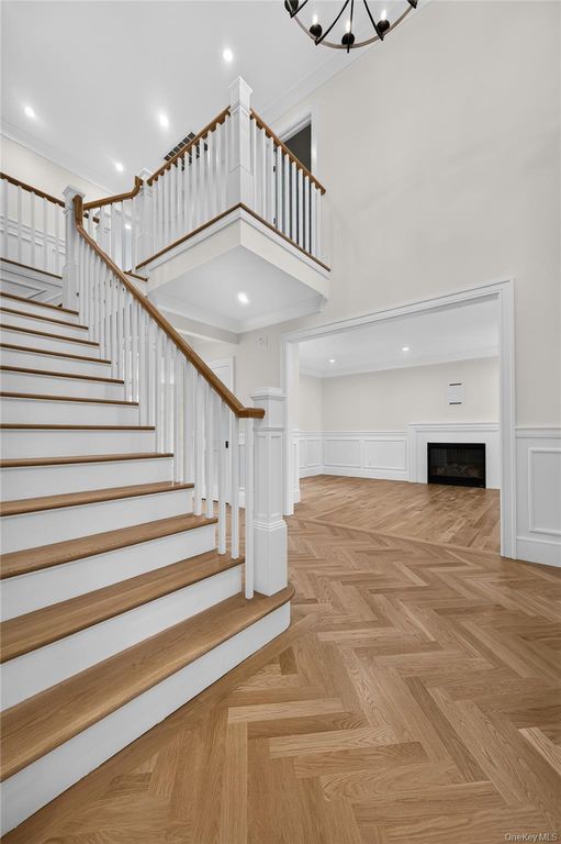 15 Glen Road, Garden City, NY 11530 — photo 5