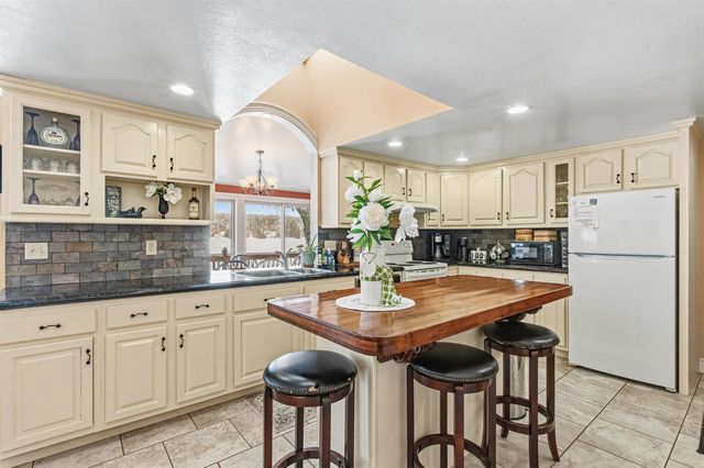 4012 VT Route 114, Canaan, VT 05903