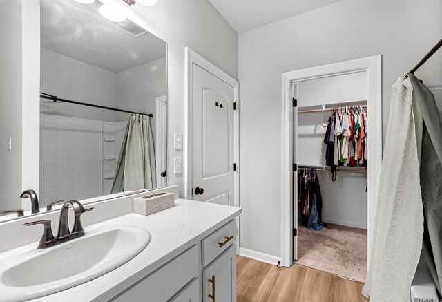 2240 Meadow Oak Dr, St Gabriel, LA 70776